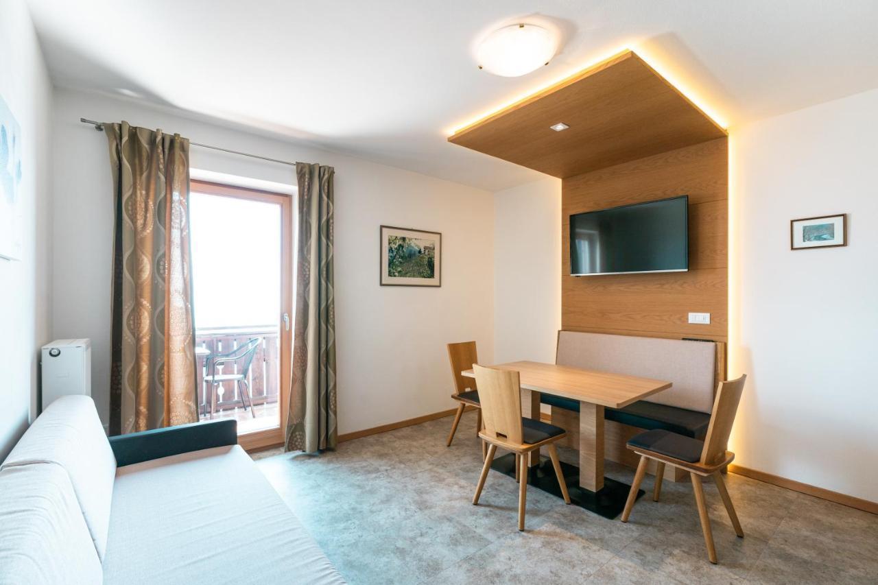 Residence Innerfarmerhof Tirolo Luaran gambar