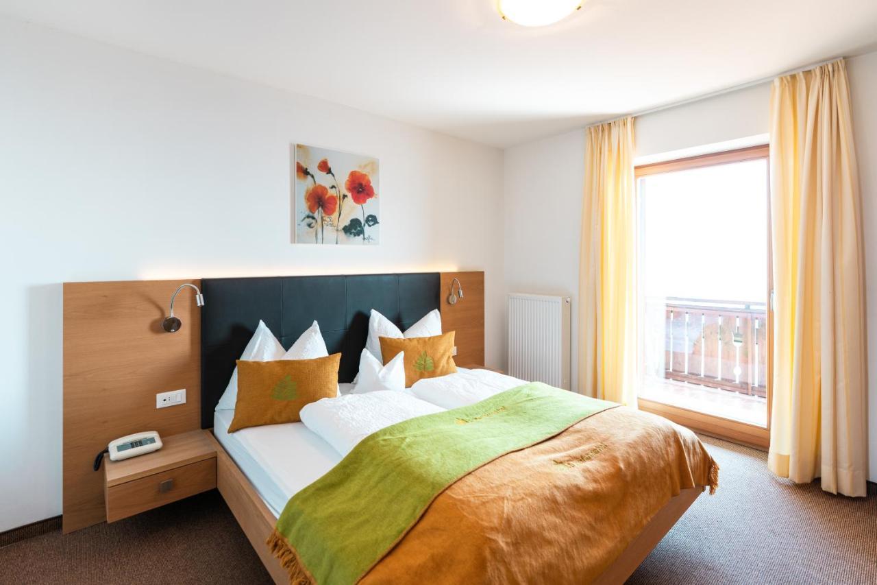 Residence Innerfarmerhof Tirolo Luaran gambar