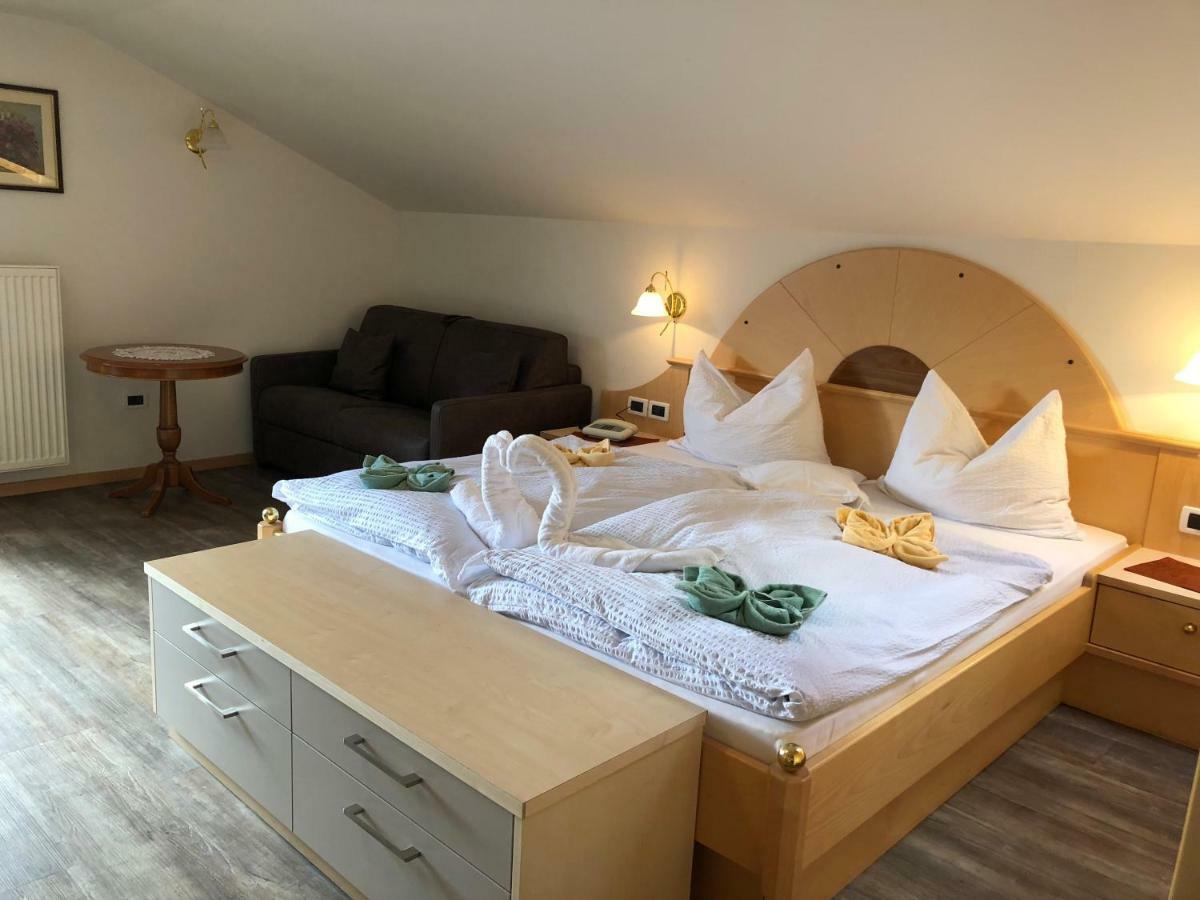 Residence Innerfarmerhof Tirolo Luaran gambar